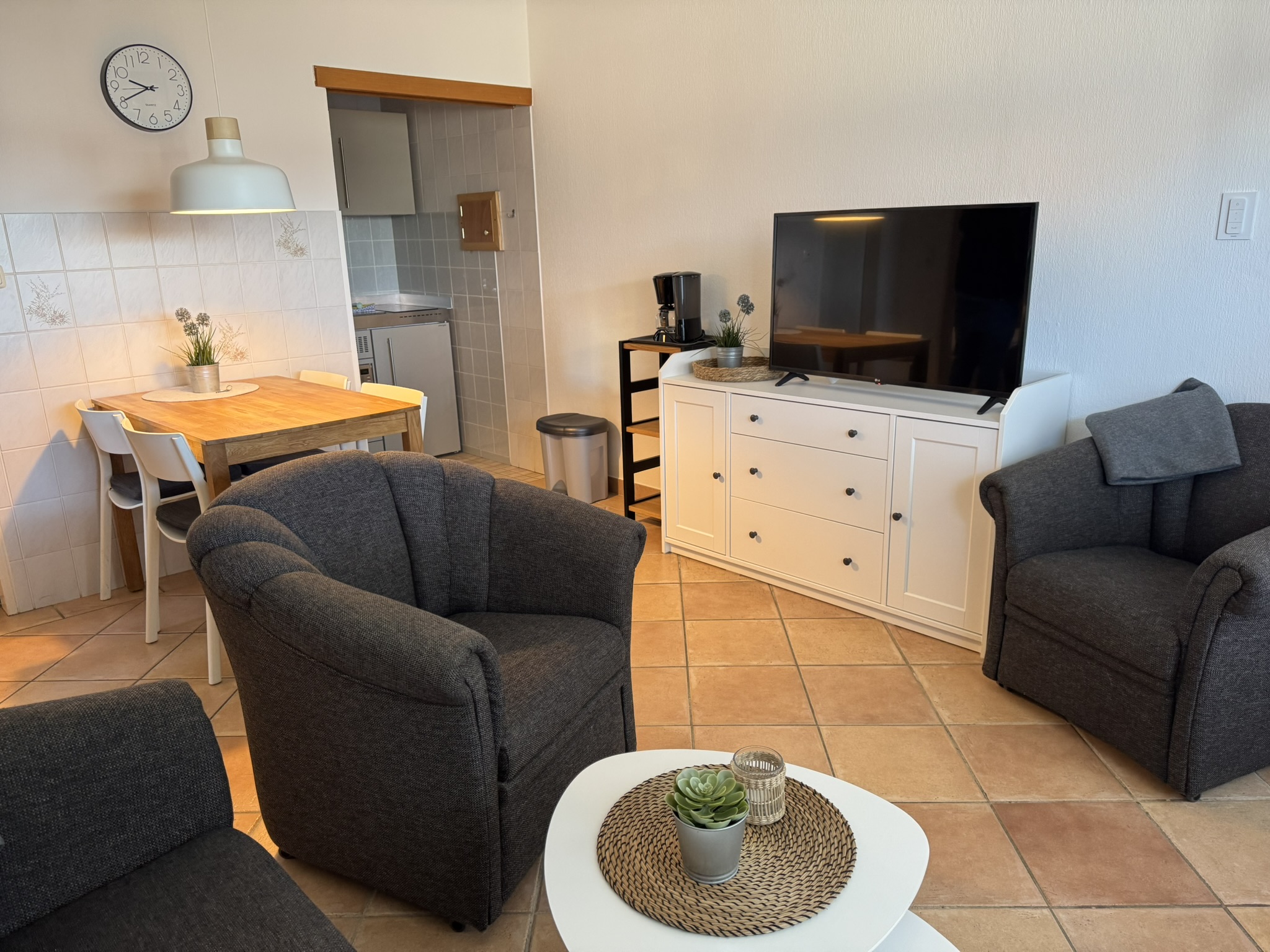 Wohnzimmer App. 1