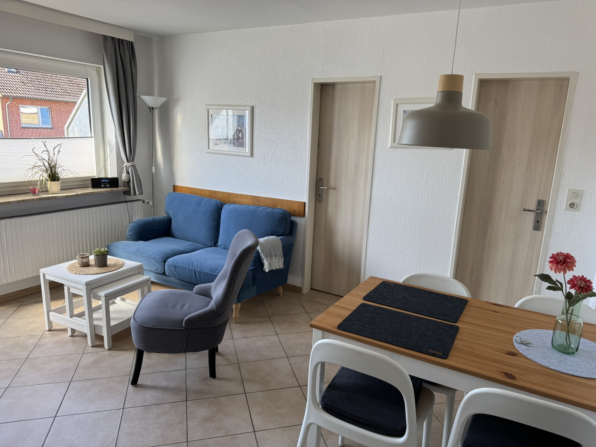 Südbalkon im 1. OG — gemütlich für zwei